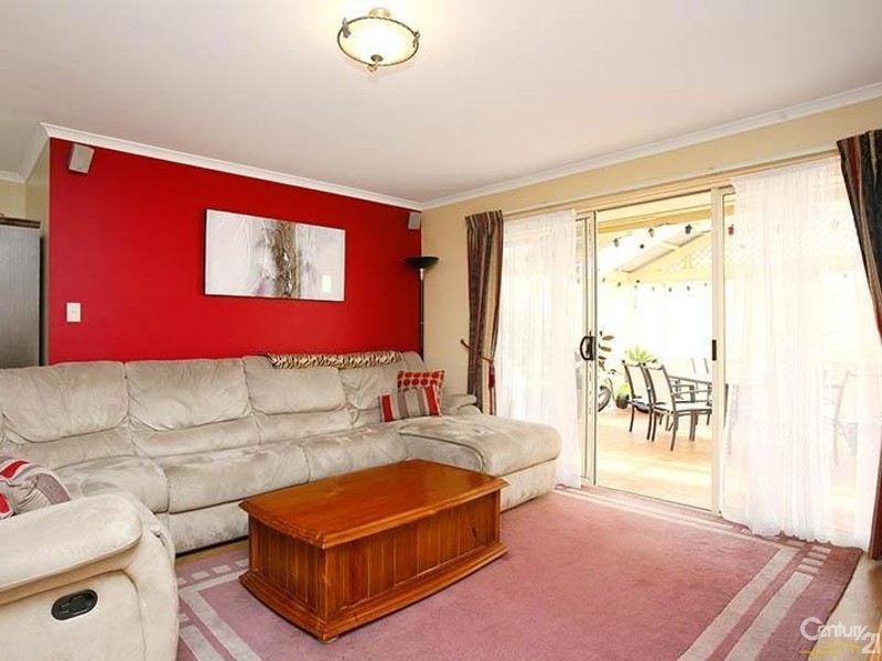 82 Parkway Circuit, Parafield Gardens SA 5107