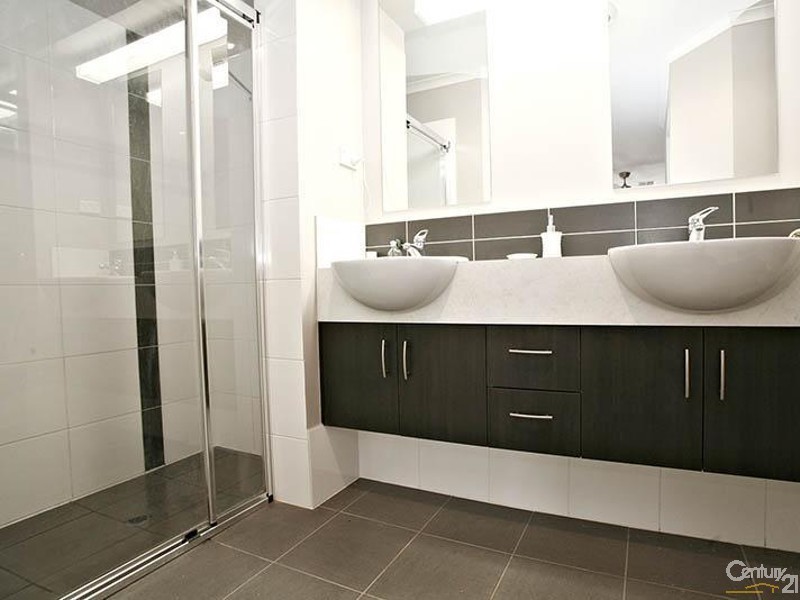 10 Chateau Avenue, Andrews Farm SA 5114