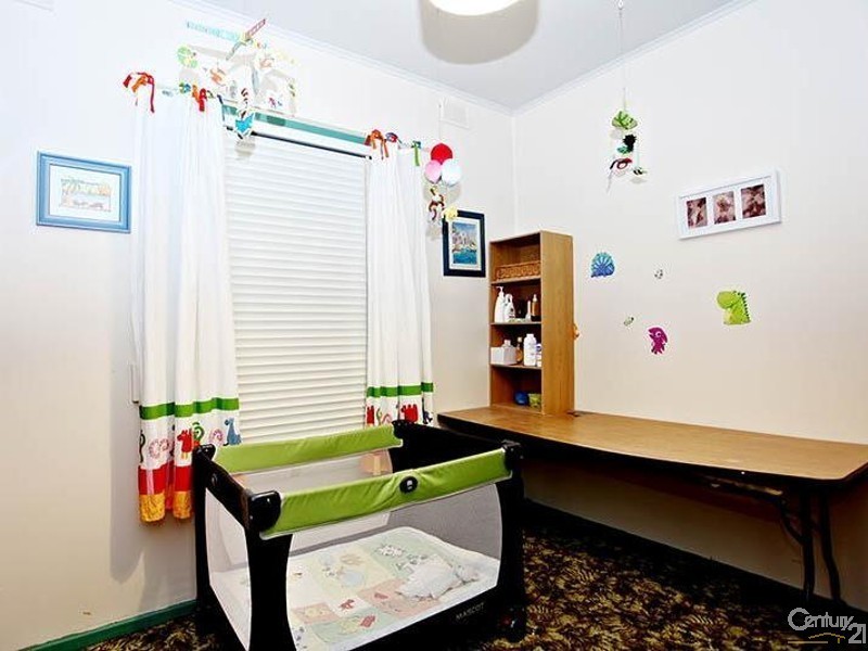 43 Whitford Road, Elizabeth South SA 5112