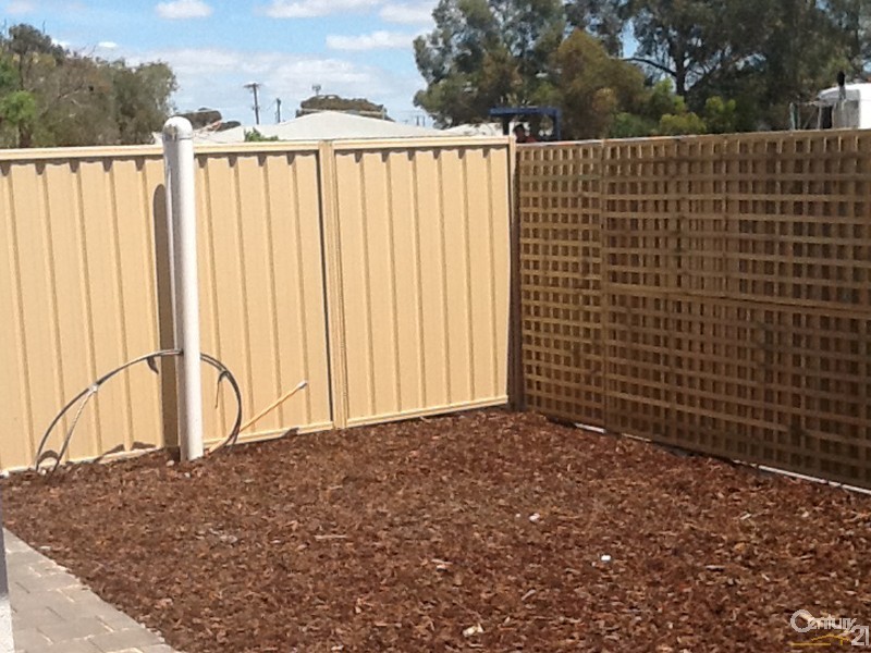 3 Gum Tree Walk, Smithfield Plains SA 5114
