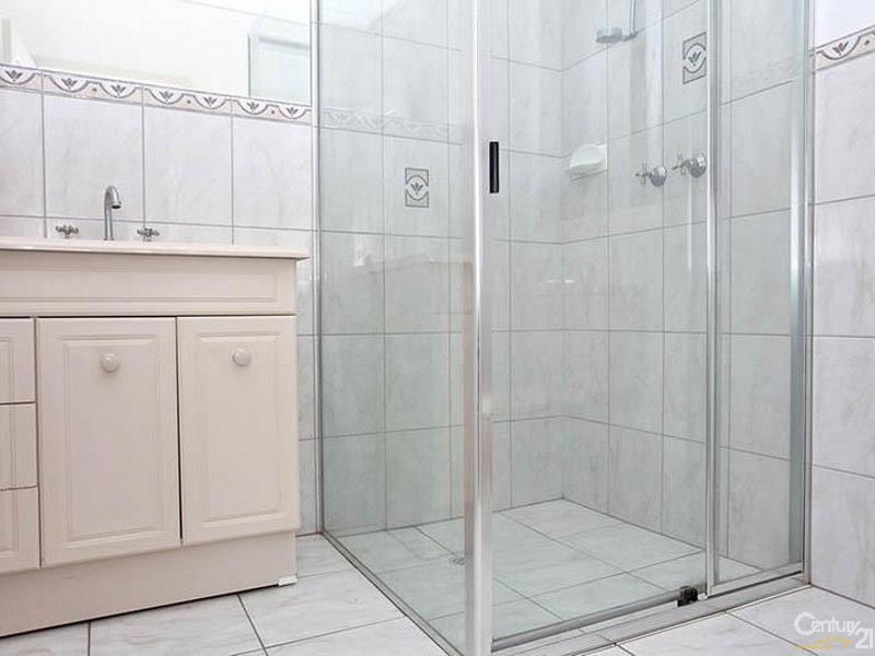 1 Capezzone Court, Newton SA 5074