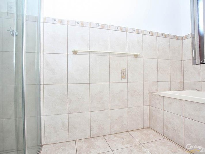 1 Capezzone Court, Newton SA 5074