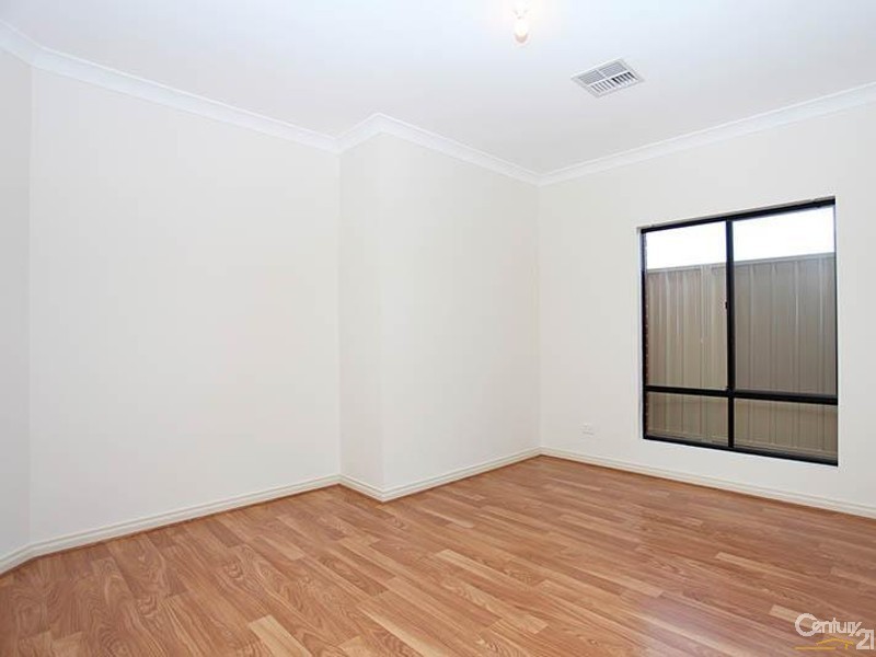 1 Capezzone Court, Newton SA 5074