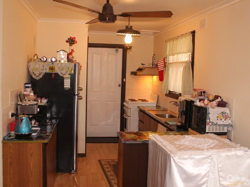 21 Harrow Road, Para Hills West SA 5096