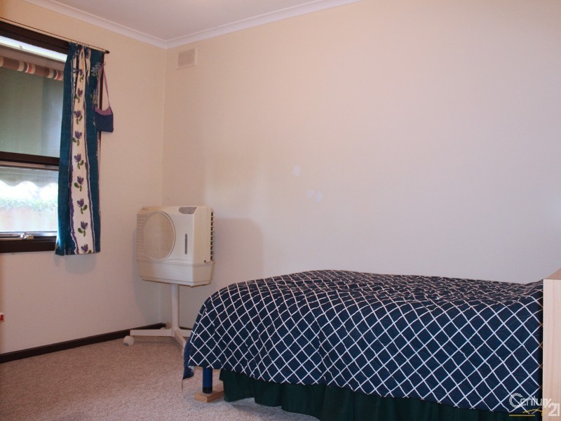 21 Harrow Road, Para Hills West SA 5096