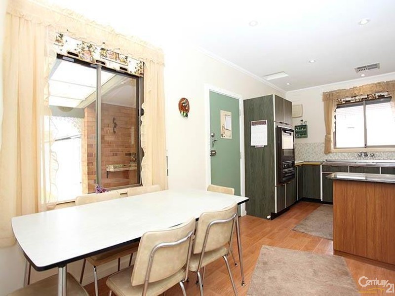 76 Hamblyn Road, Elizabeth Downs SA 5113