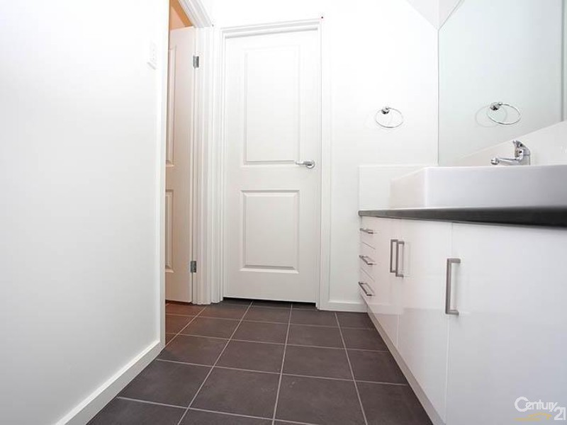 5/8-12 Cherry Avenue, Direk SA 5110