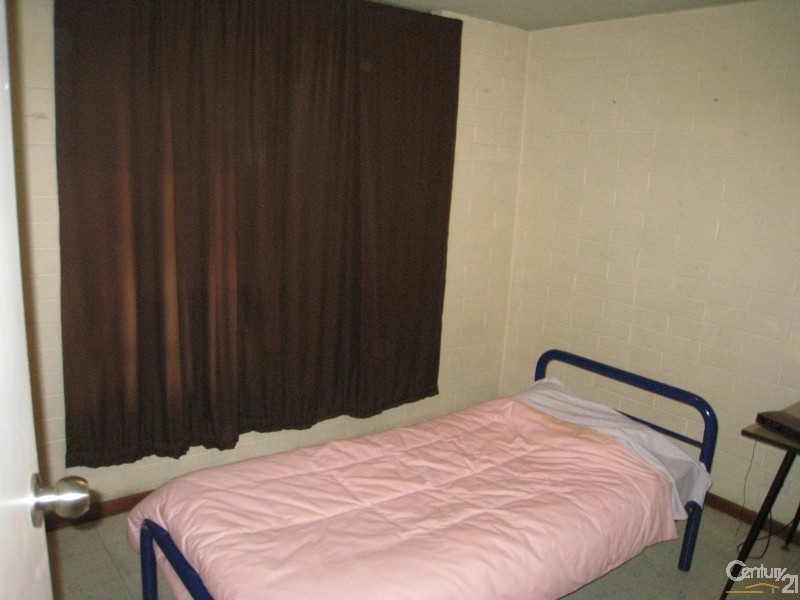 Unit 2/2 Thames Crescent, Salisbury East SA 5109