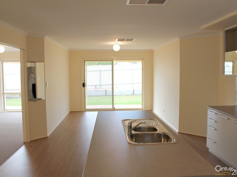 24 Castle Court, Blakeview SA 5114