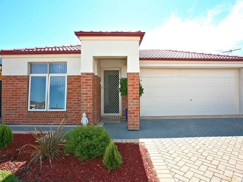 10 Almond Circuit, Munno Para West SA 5115