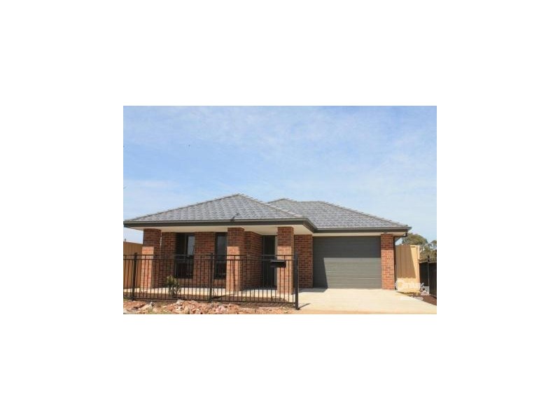 29 Small Crescent, Smithfield Plains SA 5114