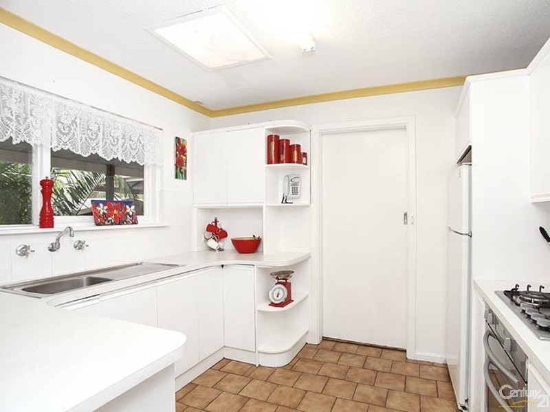 5 Garside Crescent, Salisbury East SA 5109