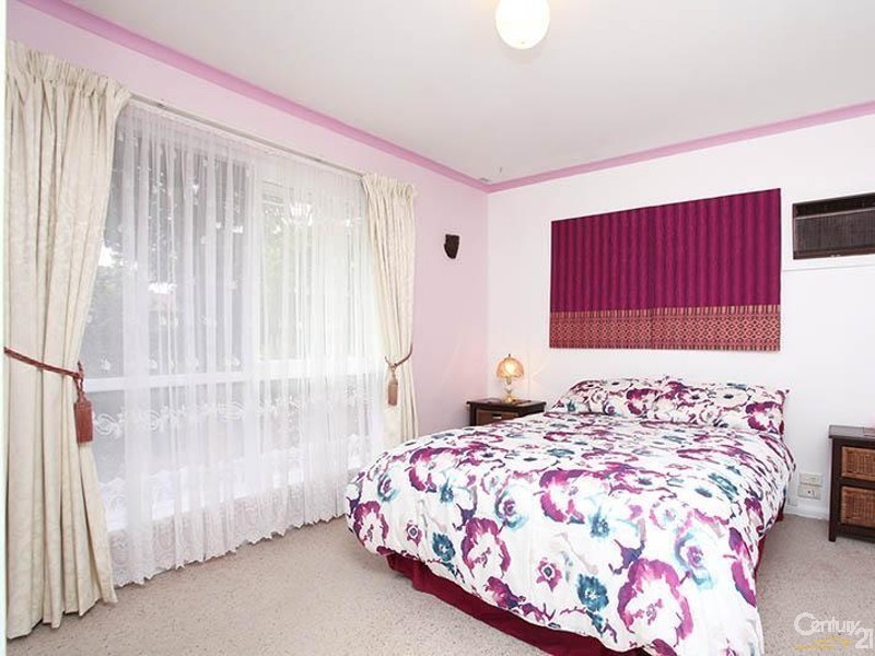 5 Garside Crescent, Salisbury East SA 5109