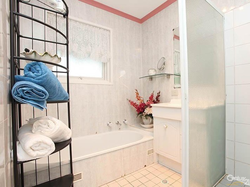 5 Garside Crescent, Salisbury East SA 5109