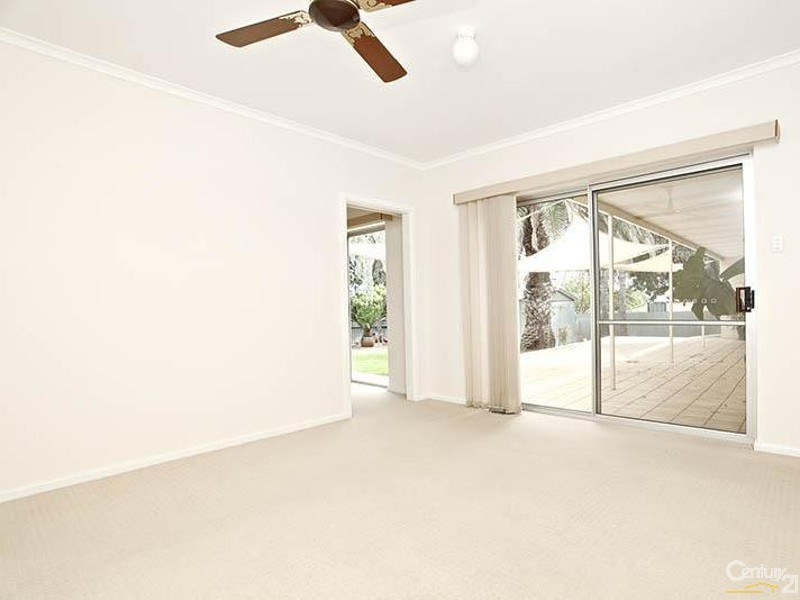 27 Turquoise Drive, Salisbury East SA 5109