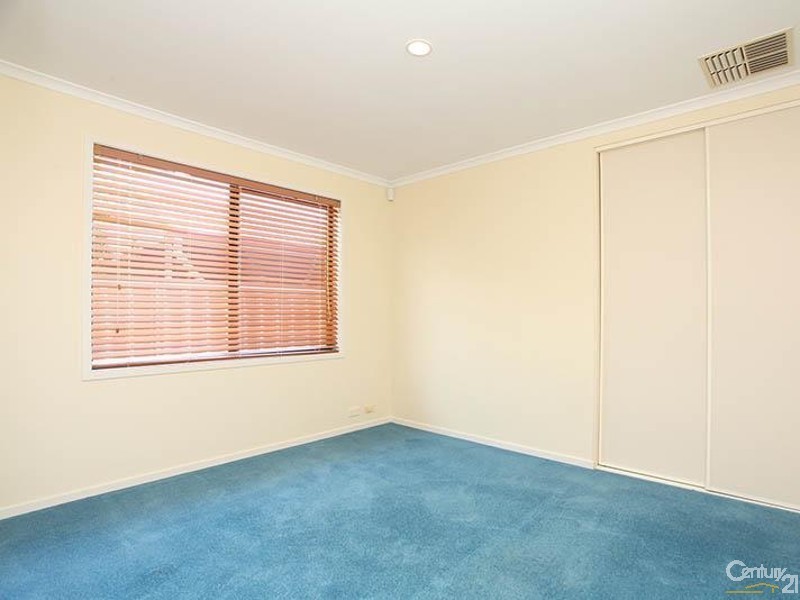 26 Woodland Drive, Oakden SA 5086