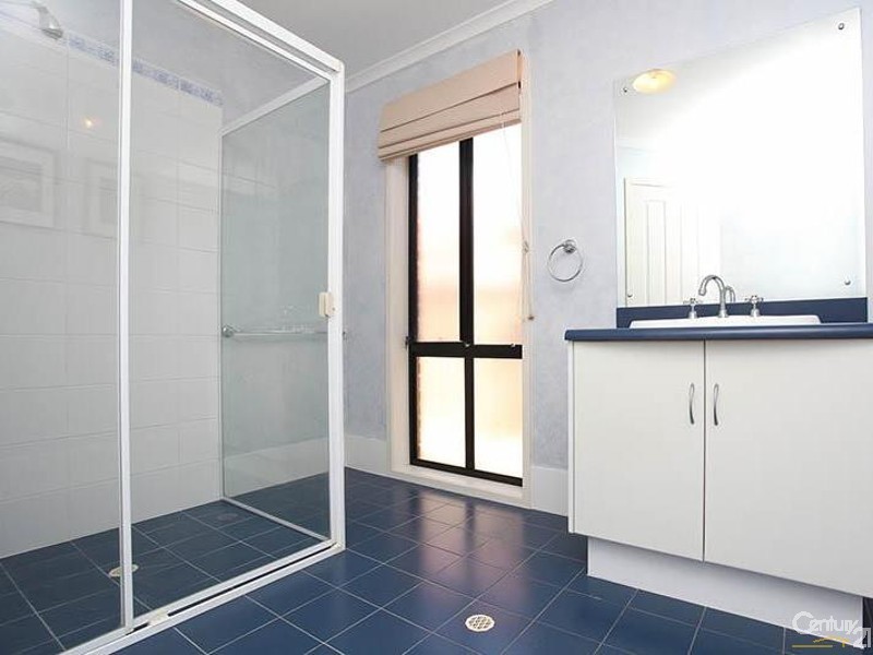 26 Woodland Drive, Oakden SA 5086