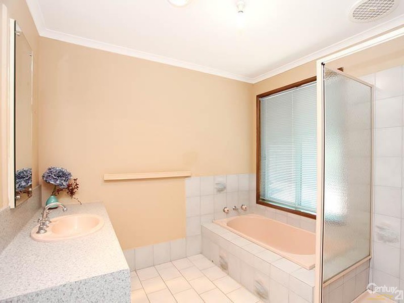 12 Merlot Court, Burton SA 5110