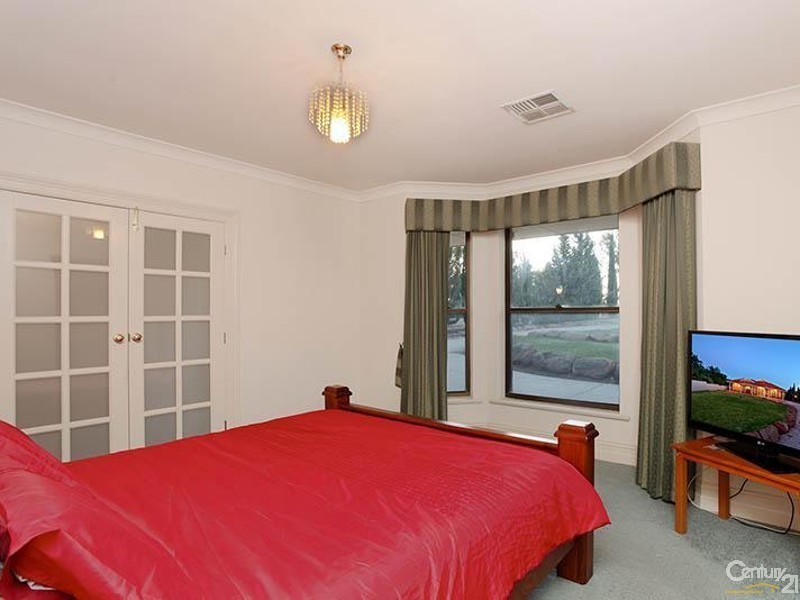 13 Terama Court, Salisbury Heights SA 5109