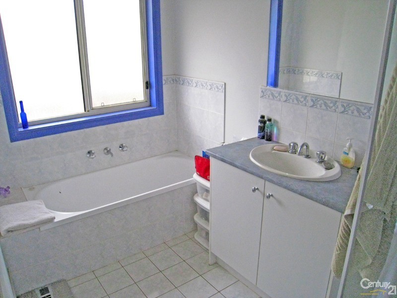 7 Carabeen Crescent, Andrews Farm SA 5114