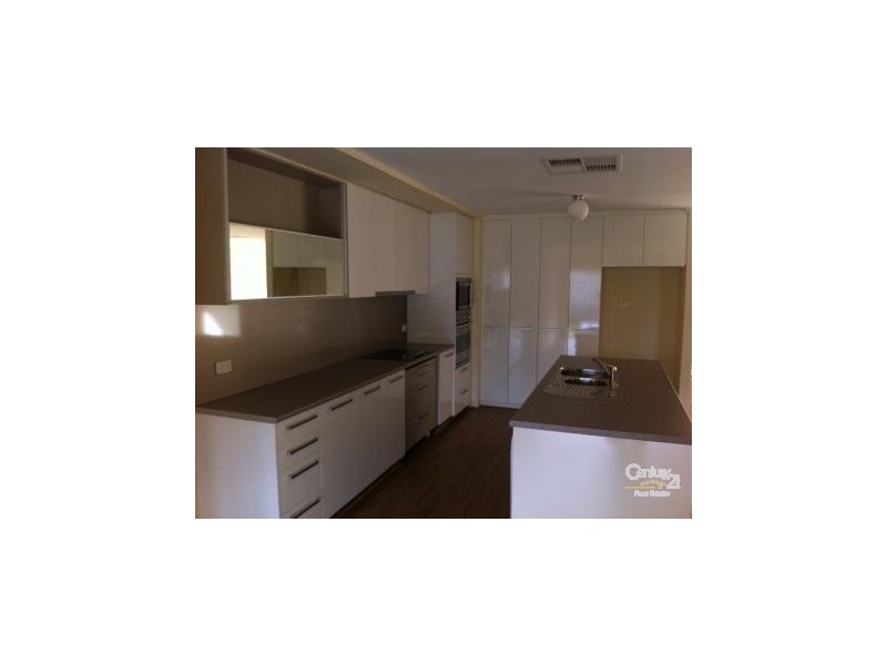 24 Castle Court, Blakeview SA 5114