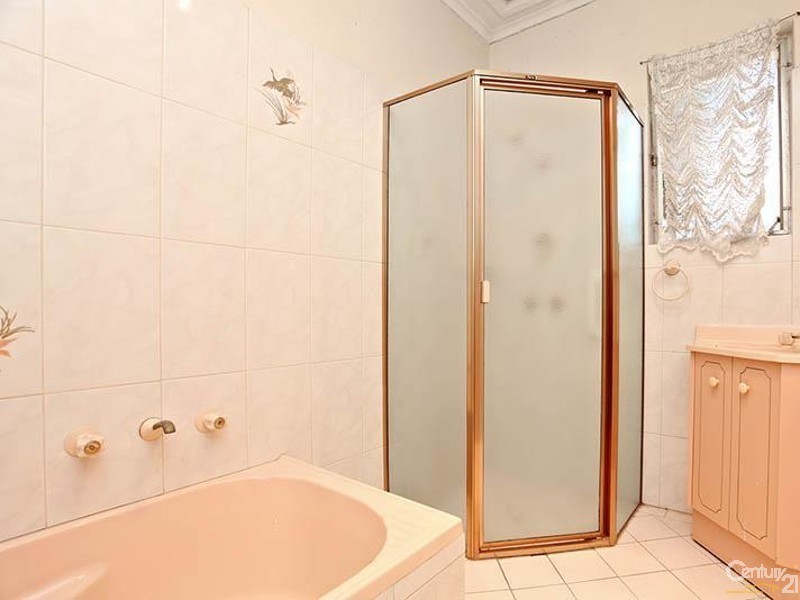 202 Kesters Road, Para Hills SA 5096