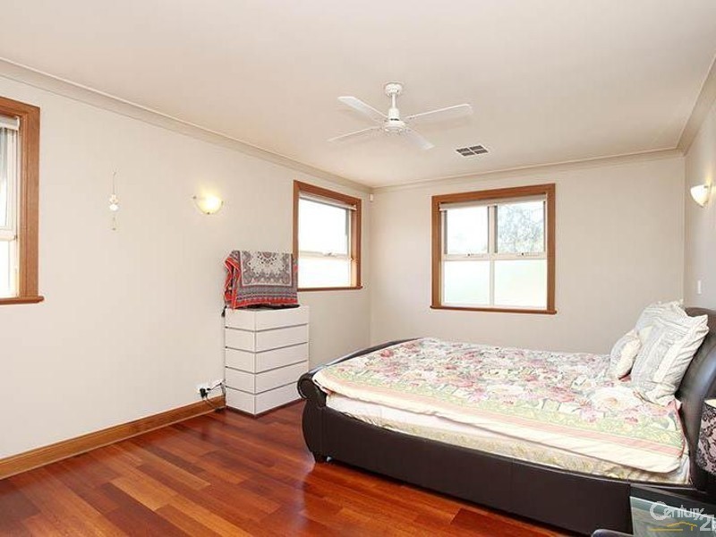 5 Myrtlebank Terrace, Stonyfell SA 5066