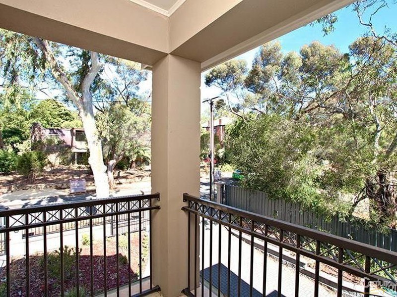 5 Myrtlebank Terrace, Stonyfell SA 5066