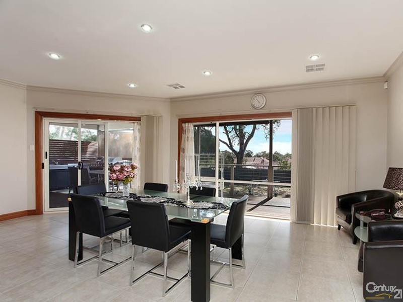 5 Myrtlebank Terrace, Stonyfell SA 5066