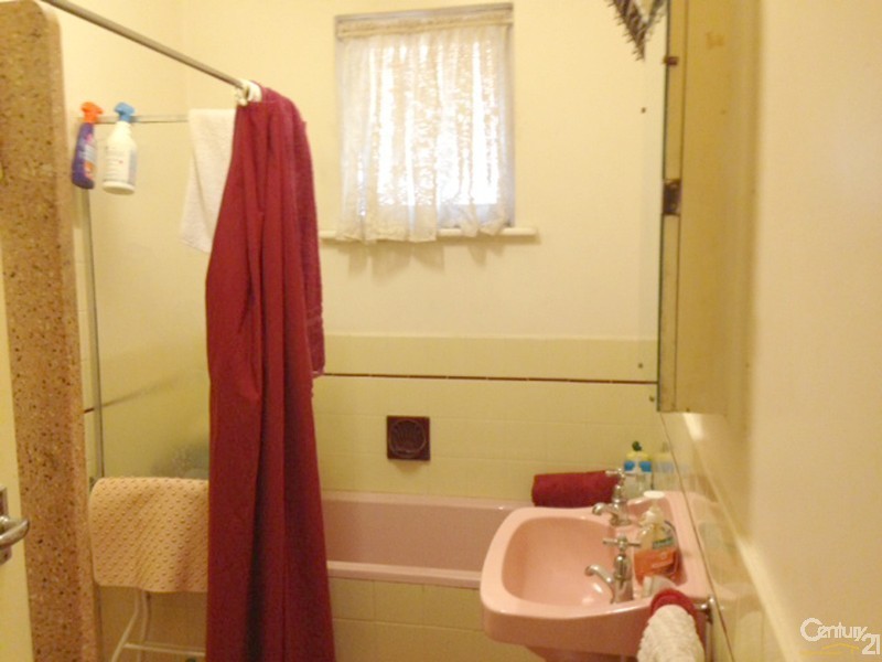 27 Fraser Street, Woodville South SA 5011