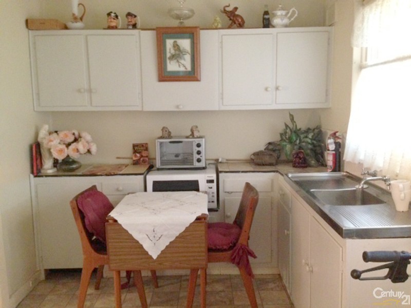 27 Fraser Street, Woodville South SA 5011