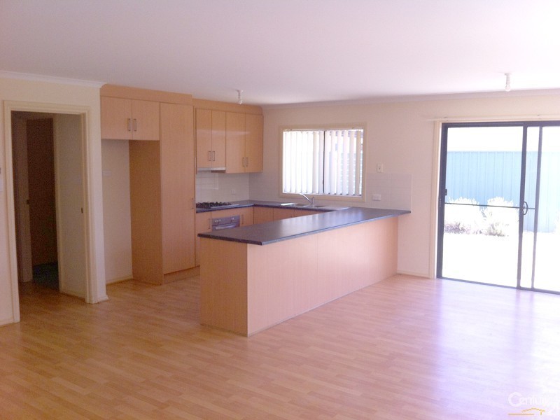 5 Orange Parade, Munno Para West SA 5115
