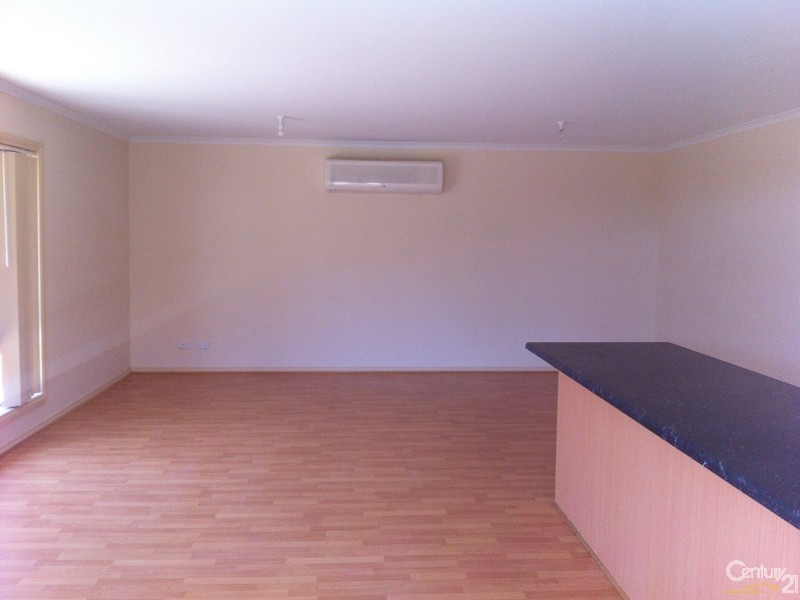 5 Orange Parade, Munno Para West SA 5115