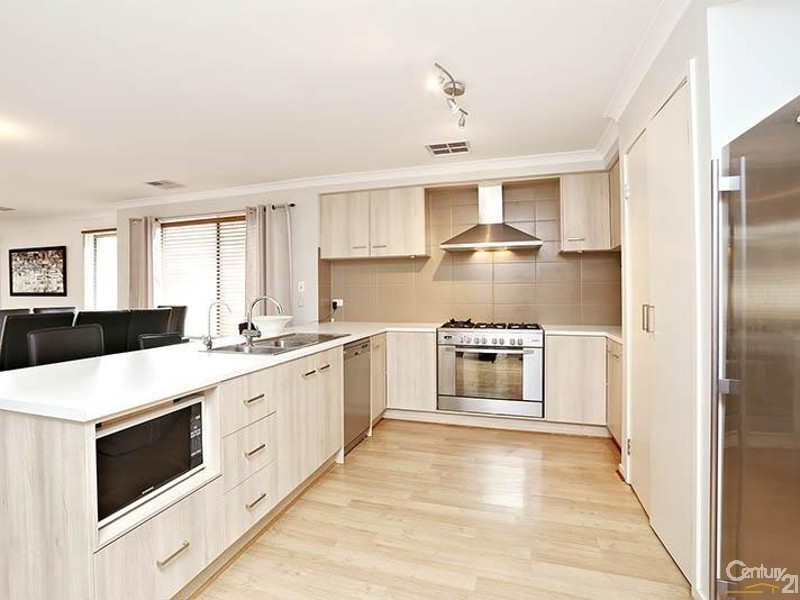 41 Arcadia Drive, Smithfield SA 5114