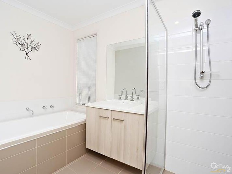 41 Arcadia Drive, Smithfield SA 5114