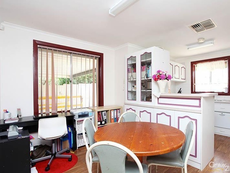 14 Woodlands Road, Elizabeth Downs SA 5113