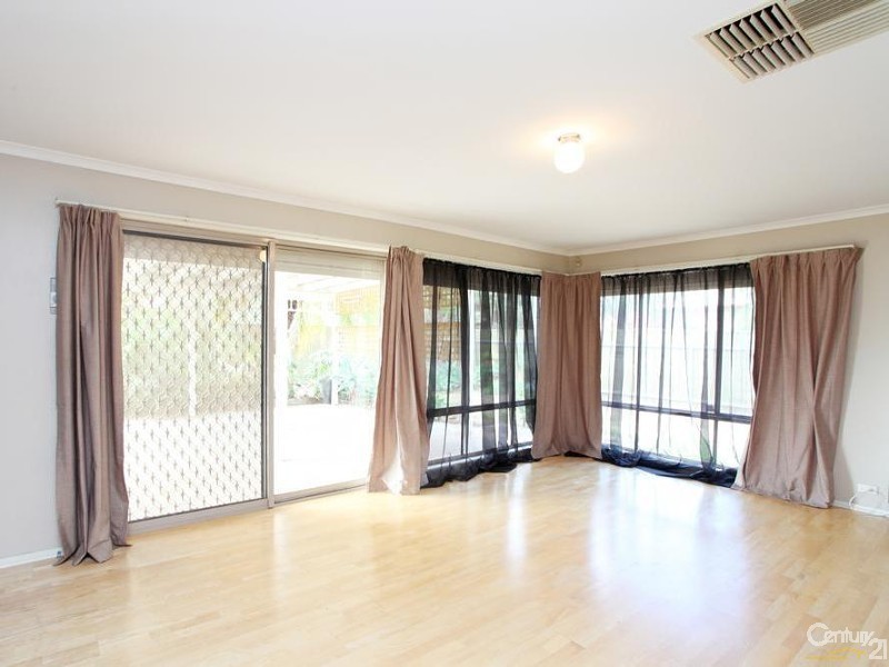 55 Shepherdson Road, Parafield Gardens SA 5107