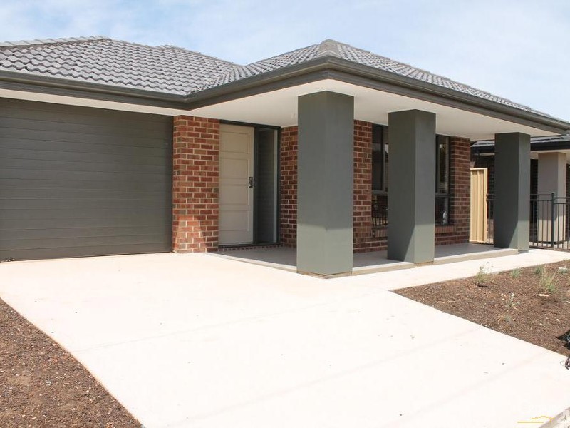 48 Tudor Crescent, Smithfield Plains SA 5114