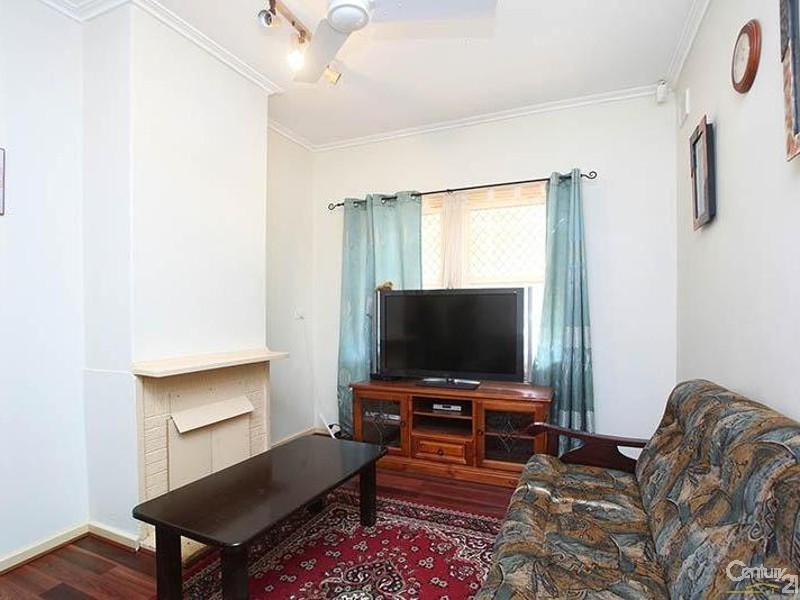 26 Durdin Road, Elizabeth Vale SA 5112