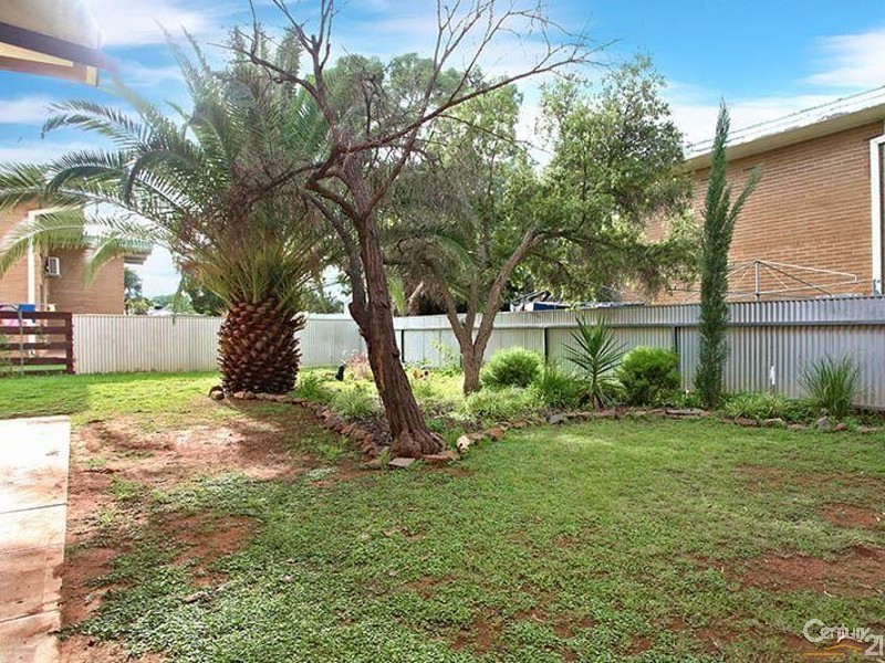 2/2 Thames Crescent, Salisbury East SA 5109