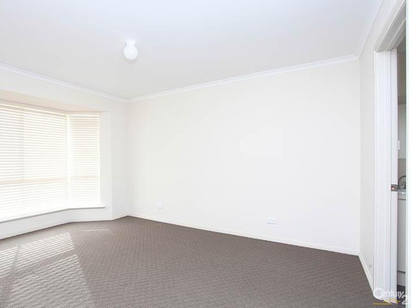 22 Burwood Road, Munno Para West SA 5115