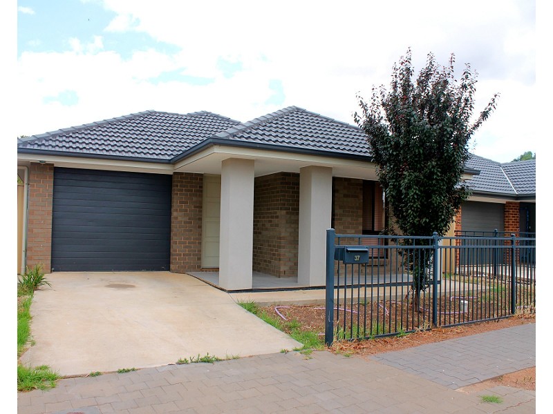 37 Crabb Road, Smithfield Plains SA 5114