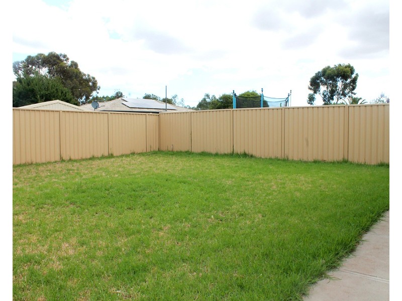 37 Crabb Road, Smithfield Plains SA 5114