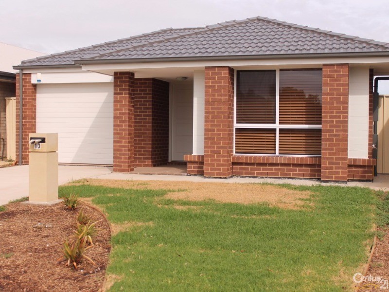13 The Circuit, Smithfield SA 5114