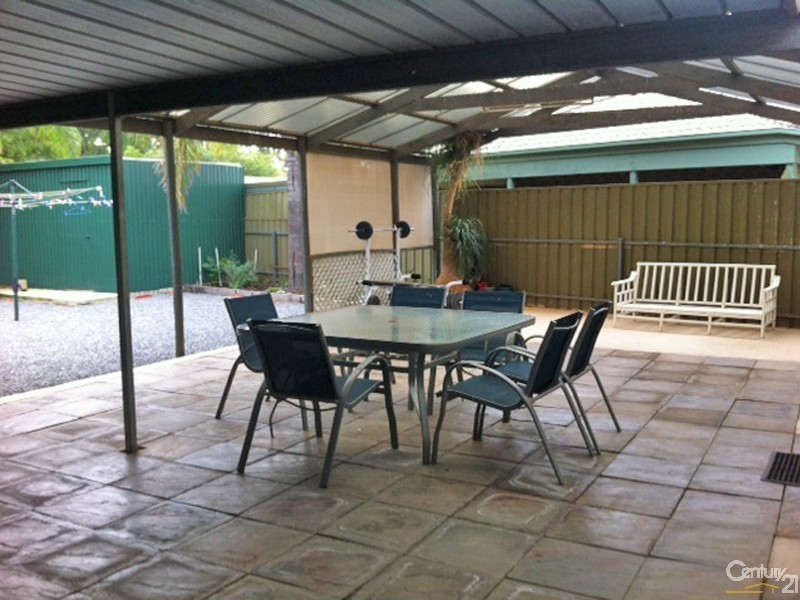 21 Everard Avenue, Andrews Farm SA 5114