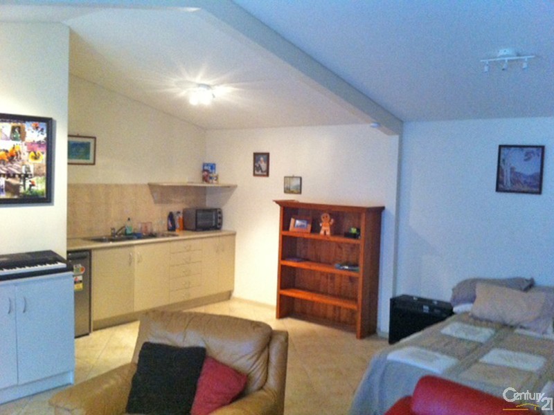 21 Everard Avenue, Andrews Farm SA 5114