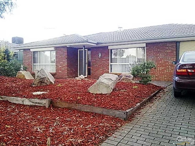 18 Omega Dr, Blakeview SA 5114