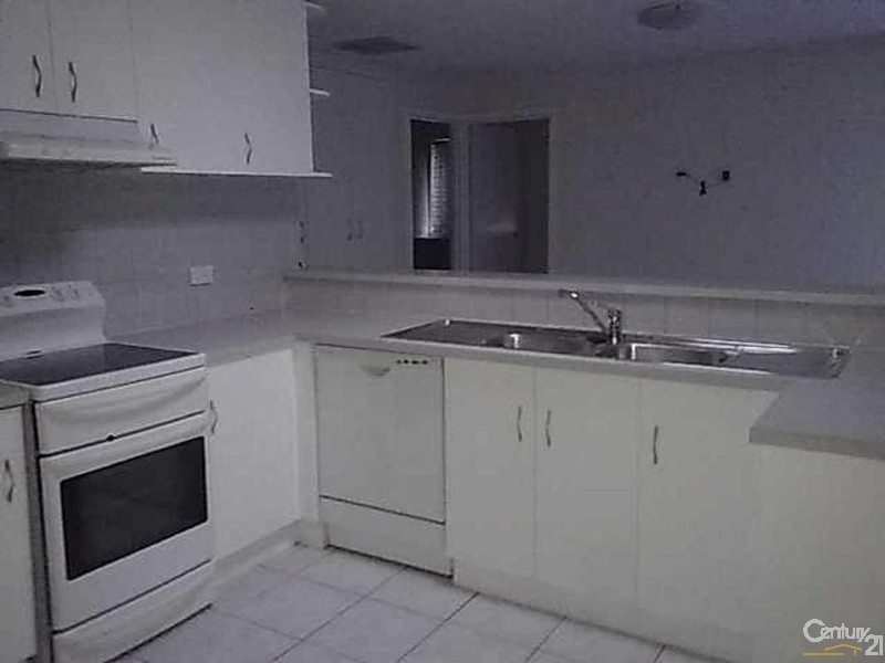 18 Omega Dr, Blakeview SA 5114