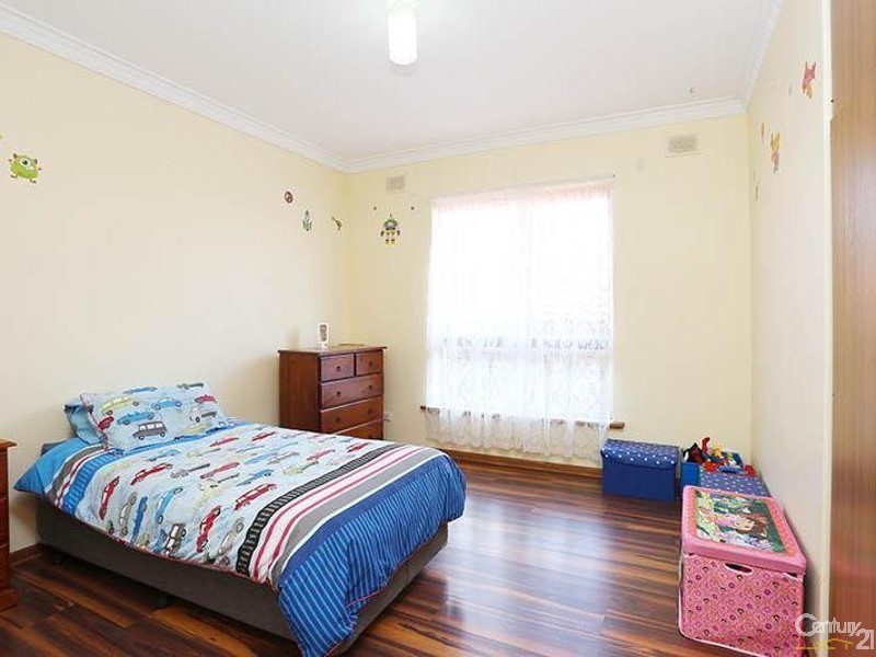 11 Spains Road, Salisbury SA 5108