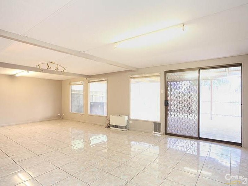 7 Garside Crescent, Salisbury East SA 5109